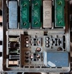 sCENIC 3 FUSE BOX.jpg